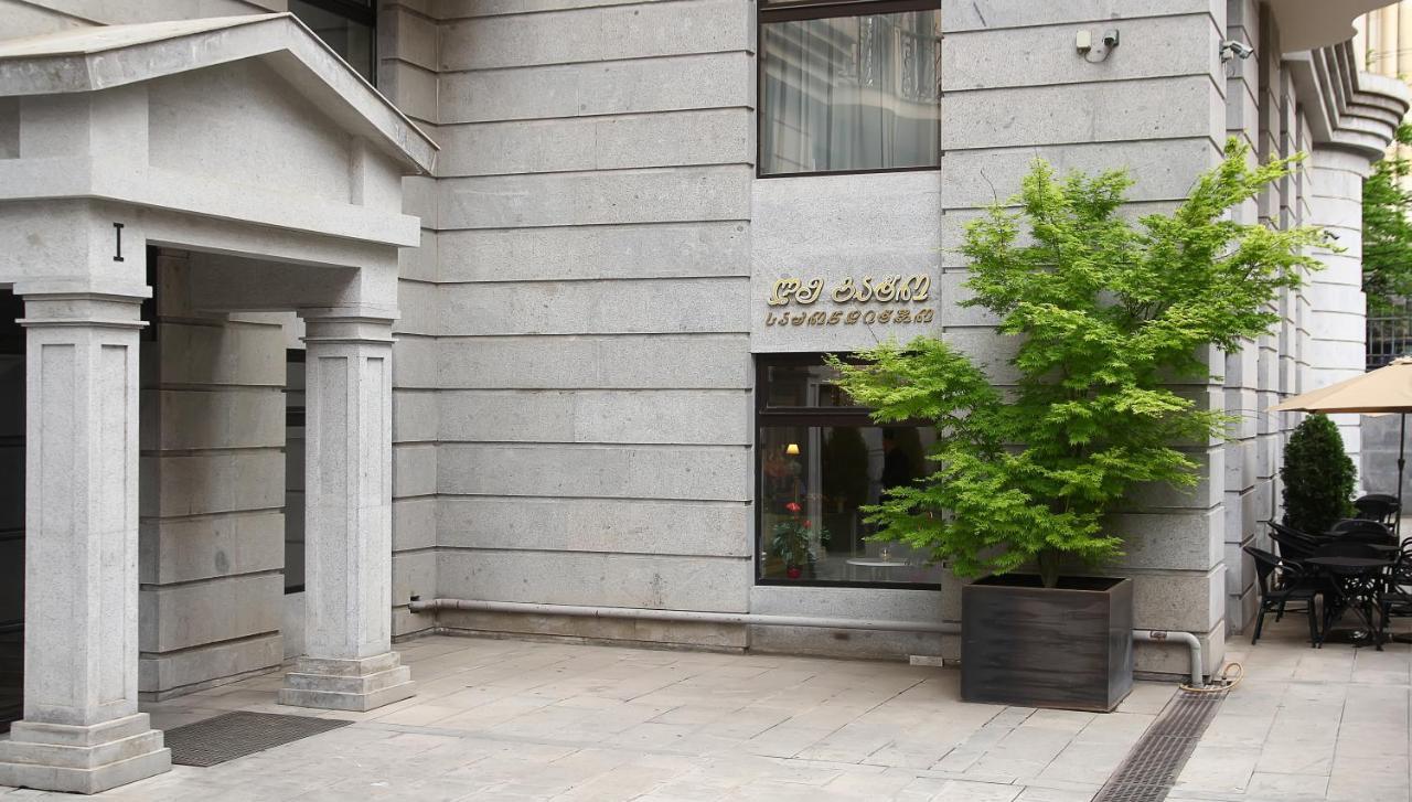 Parilament On Rustaveli 4 Rooms Tbilisi Zewnętrze zdjęcie