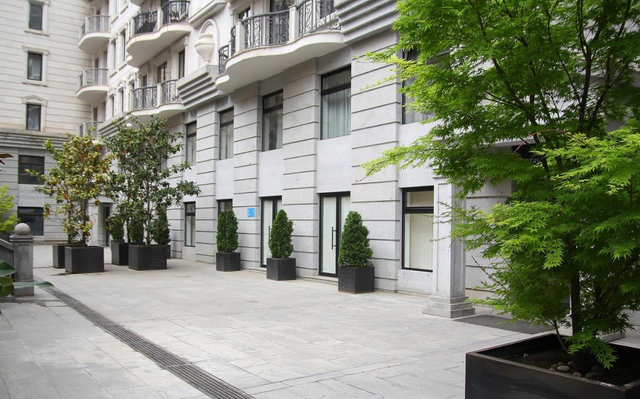 Parilament On Rustaveli 4 Rooms Tbilisi Zewnętrze zdjęcie