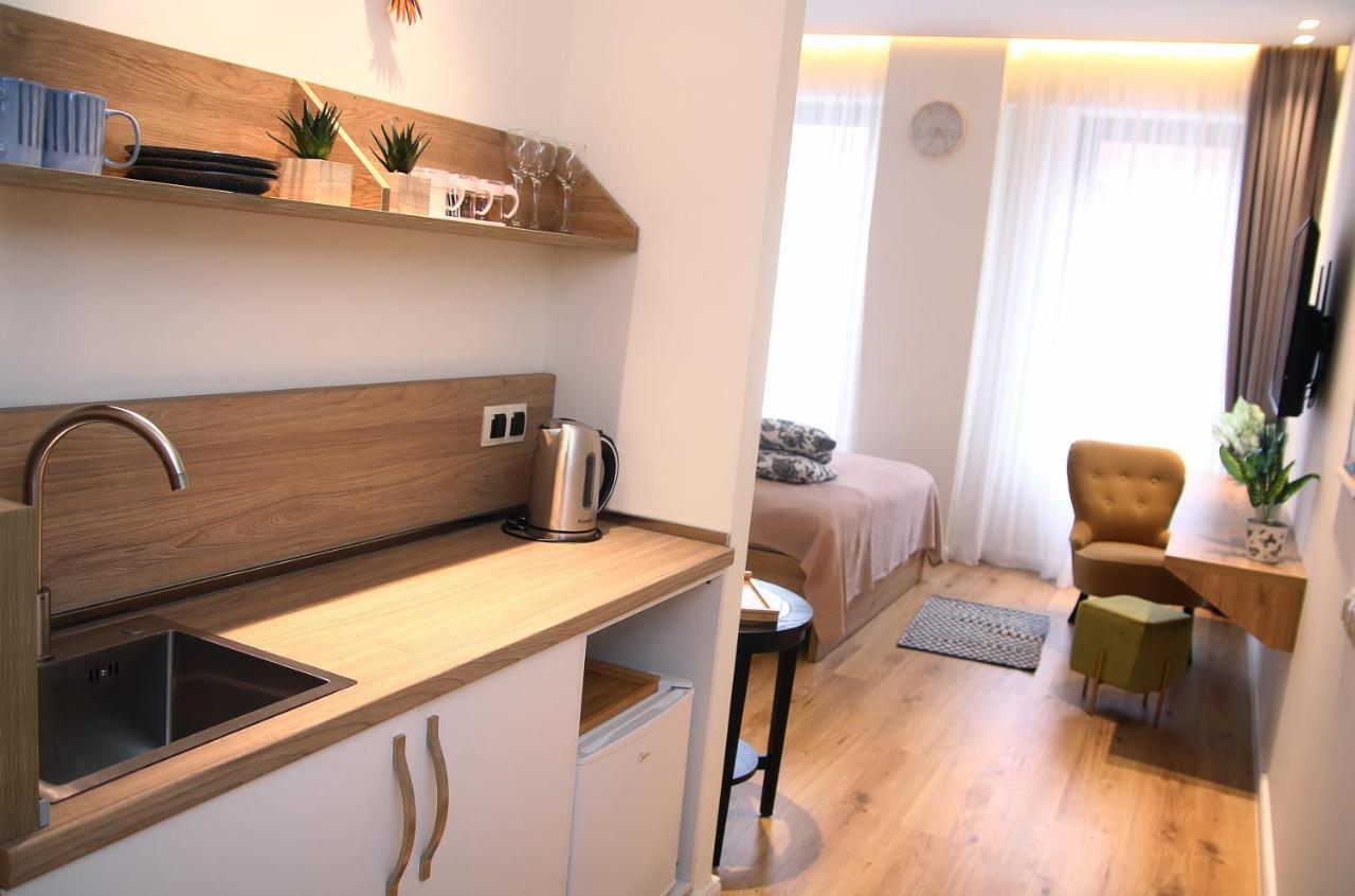 Parilament On Rustaveli 4 Rooms Tbilisi Zewnętrze zdjęcie